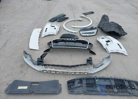 2016 Audi Q3 2.0T Premium Plus z USA, uszkodzony, nr VIN WA1GFCFSXGR012826